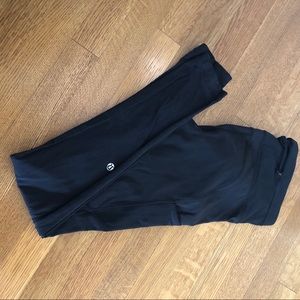 LuluLemon black yoga pants. Size 6.